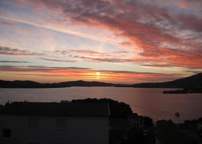 Apartment For Two Persons With Sea View In Near The *